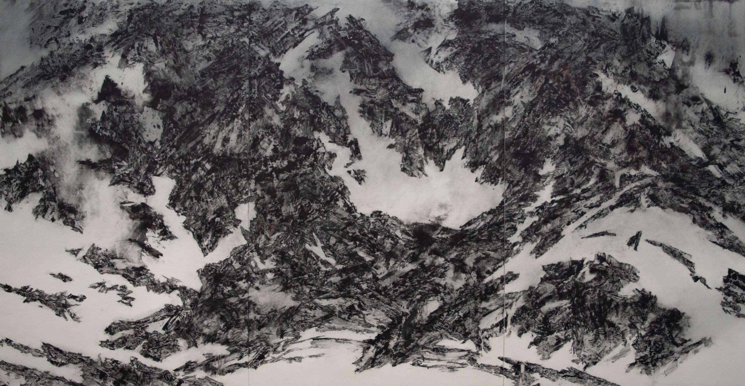 参考作品　春原直人《Connect》2023年　和紙、岩絵具、墨  200×390cm